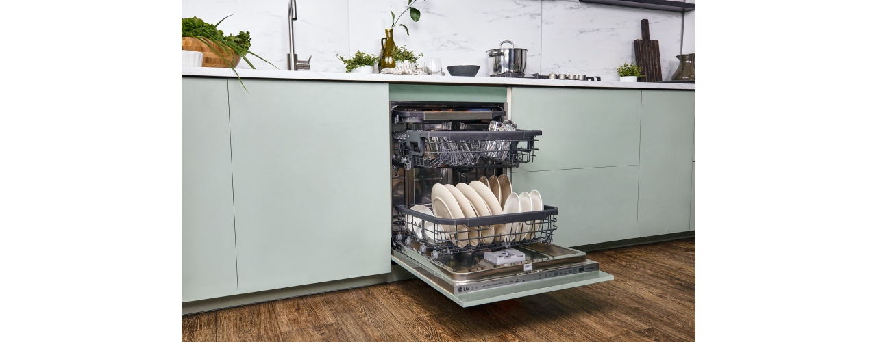 Встраиваемая посудомоечная машина LG DB325TXS QuadWash доступна в нашем каталоге
